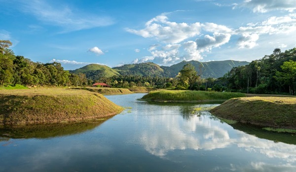 Resorts in Chikmagalur with Swimming Pool